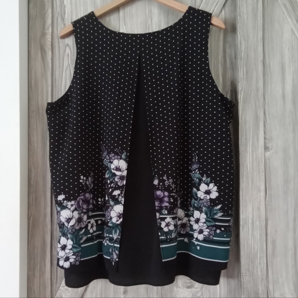 Ricki's Black Floral Split Back Tunic Top XL